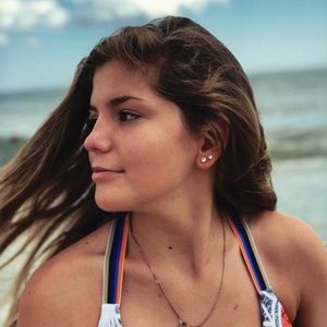 Meet your Posher, Samantha